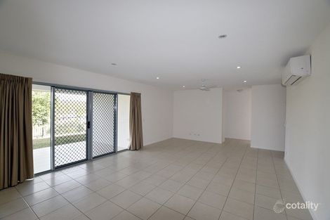 Property photo of 18 Orchard Drive Kirkwood QLD 4680