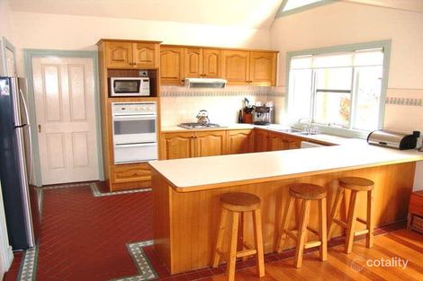 Property photo of 26 Wildflower Crescent Hoppers Crossing VIC 3029