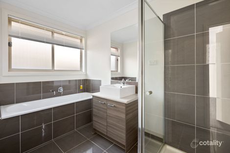 Property photo of 9 Edgerton Road Huntly VIC 3551