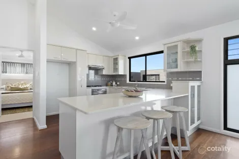 Property photo of 1/6 Ocean Drive Wallabi Point NSW 2430