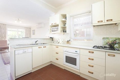 Property photo of 37 Windsor Crescent Mont Albert VIC 3127