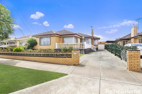 Property photo of 4 Southwold Street St Albans VIC 3021