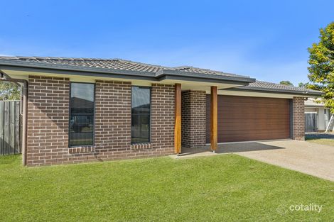 Property photo of 115 Lakeside Crescent Ningi QLD 4511