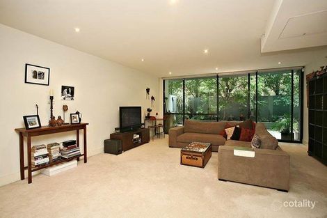 5g/19 Queens Rd, Melbourne, VIC 3004