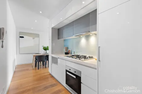 Property photo of 107/41 Nott Street Port Melbourne VIC 3207