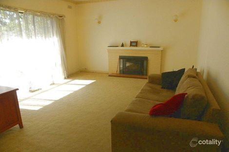 Property photo of 27 Marshall Road Box Hill North VIC 3129