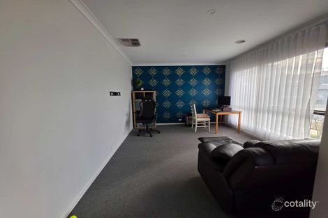 Property photo of 47 Kangaroo Crescent Aintree VIC 3336