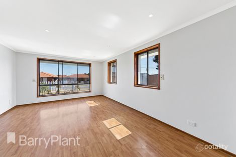 Property photo of 8 Centenary Court Kings Park VIC 3021