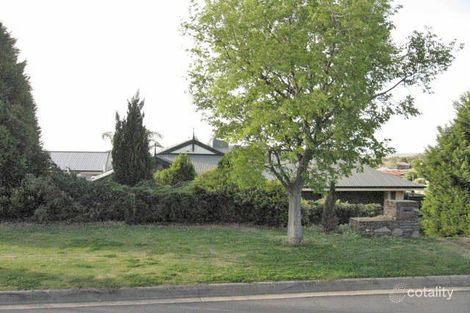 2 Quinton Ct, Wynn Vale, SA 5127