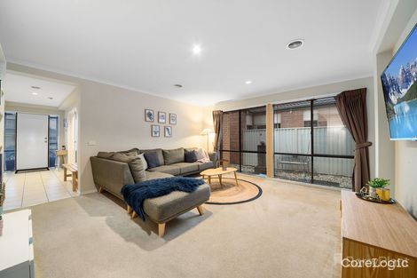 Property photo of 14 Ashwood Grove Pakenham VIC 3810