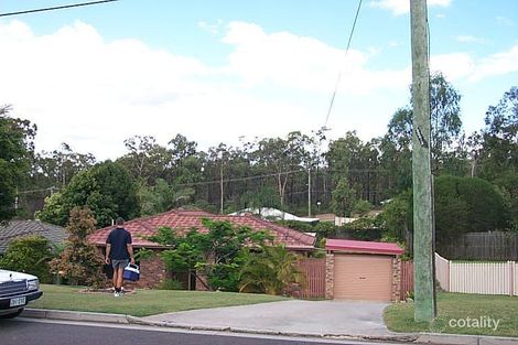 30 W G Hayden Dr, Collingwood Park, QLD 4301