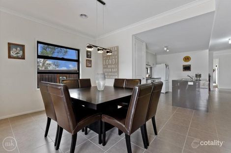 Property photo of 9 Mac Knight Wynd Doreen VIC 3754