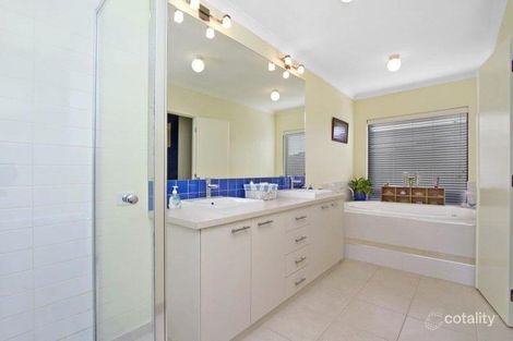Property photo of 19 Rathlin Avenue Junortoun VIC 3551