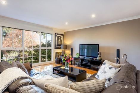 Property photo of 39 Brentwood Drive Glen Waverley VIC 3150