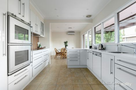 Property photo of 8 Mitchell Road Caulfield North VIC 3161