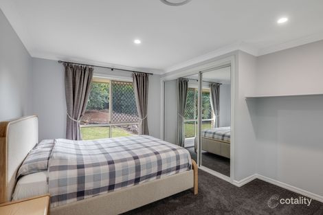 Property photo of 28 Timperley Drive Highfields QLD 4352