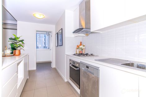 Property photo of 303/26-32 Marsh Street Wolli Creek NSW 2205