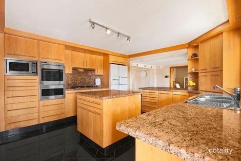 Property photo of 2 Bosnjak Avenue Edensor Park NSW 2176