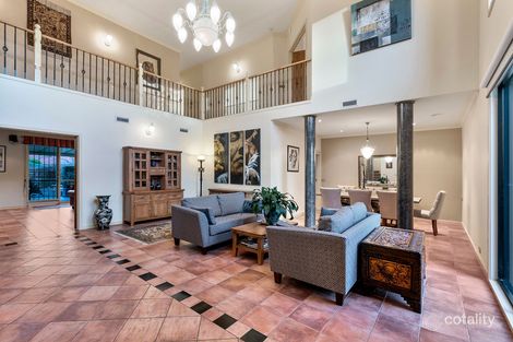 Property photo of 1 Brook Place Ringwood North VIC 3134