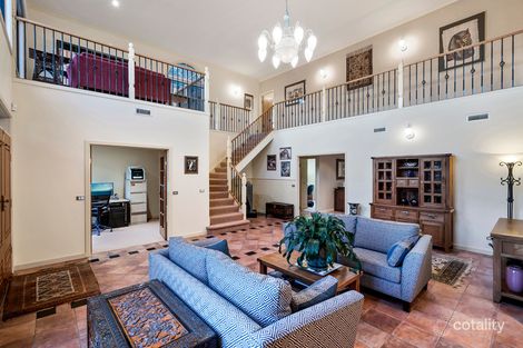 Property photo of 1 Brook Place Ringwood North VIC 3134