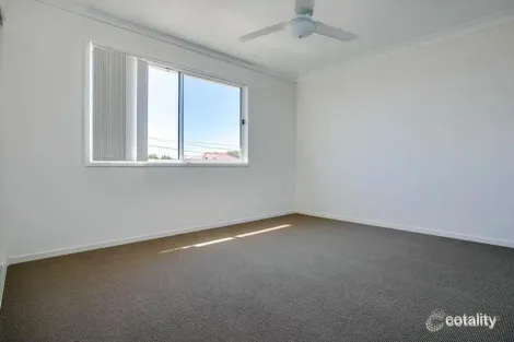 Property photo of 2/20 Worthing Street Wynnum QLD 4178