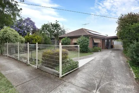 Property photo of 34 Callanan Drive Melton South VIC 3338