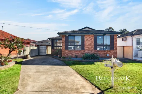 71 Cooper Ave, Moorebank, NSW 2170