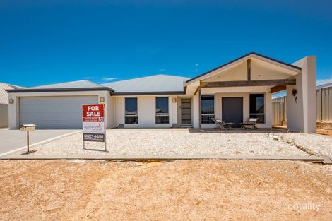 7 Beachcomber Hill, Glenfield, WA 6532