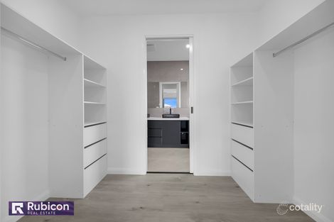 Property photo of 2 Chilworth Street Donnybrook VIC 3064