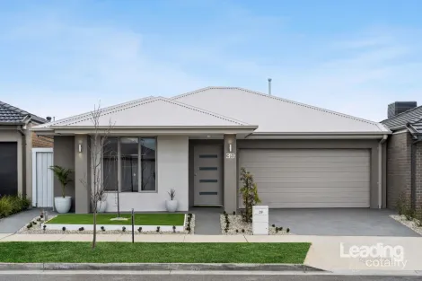 39 Ballet Cres, Sunbury, VIC 3429
