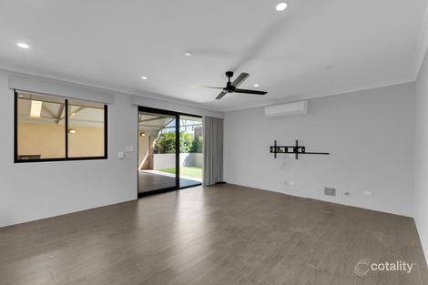 Property photo of 28 Brixham Way Warnbro WA 6169