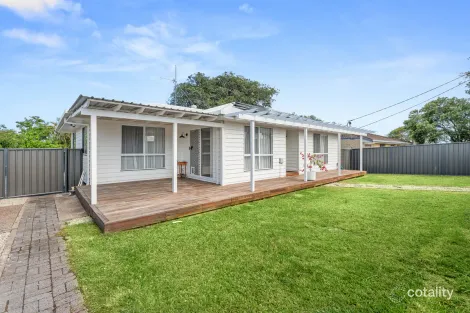 90 Murphy St, Point Vernon, QLD 4655