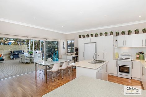 Property photo of 20 Dameeli Avenue Kirrawee NSW 2232