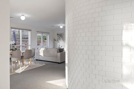 Property photo of 2/47 High Street Doncaster VIC 3108