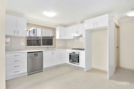 Property photo of 15 Carr Parade Unanderra NSW 2526