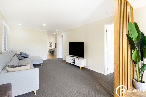 Property photo of 11 Stephanie Close Berwick VIC 3806