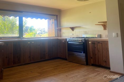 1 Deakin Ct, West Wodonga, VIC 3690