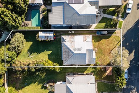 Property photo of 36 Hockings Street Clayfield QLD 4011