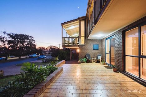 Property photo of 6 Barker Place Karrinyup WA 6018