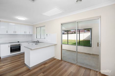 Property photo of 2 Marloo Crescent Kooringal NSW 2650