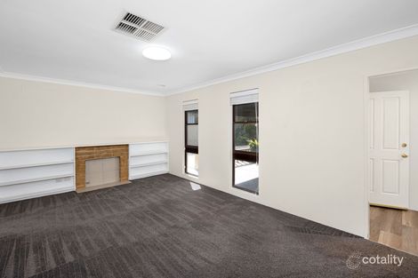 Property photo of 2 Marloo Crescent Kooringal NSW 2650