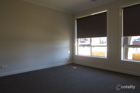 Property photo of 8 Clancy Way Doreen VIC 3754