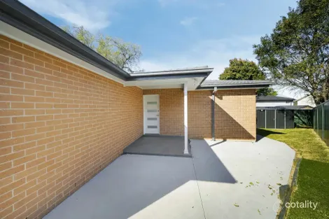 15a Swiveller Cl, Ambarvale, NSW 2560