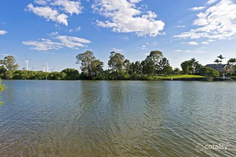Property photo of 4002 The Boulevard Benowa QLD 4217