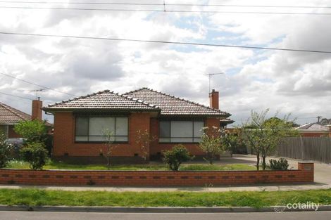 2 Westminster Dr, Avondale Heights, VIC 3034