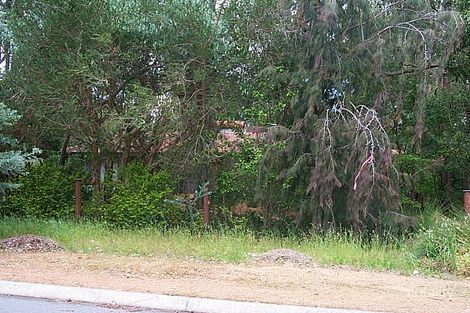 9 Raeburn Rd, Roleystone, WA 6111