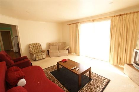 Property photo of 45 Saniky Street Notting Hill VIC 3168