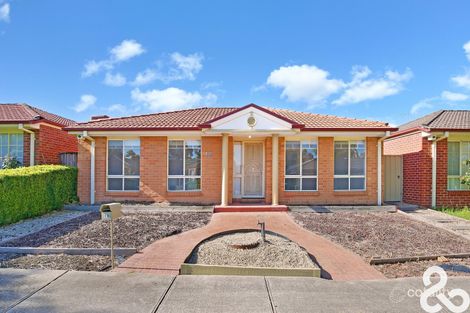 18 Featherpark Tce, South Morang, VIC 3752