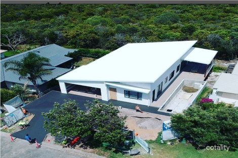 33 Comet Dr, Sunrise Beach, QLD 4567