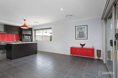 Property photo of 8 Finnegan Circuit Oxley QLD 4075